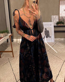 Mysterious Bird Print Suspenders V-Neck Jumpsuit