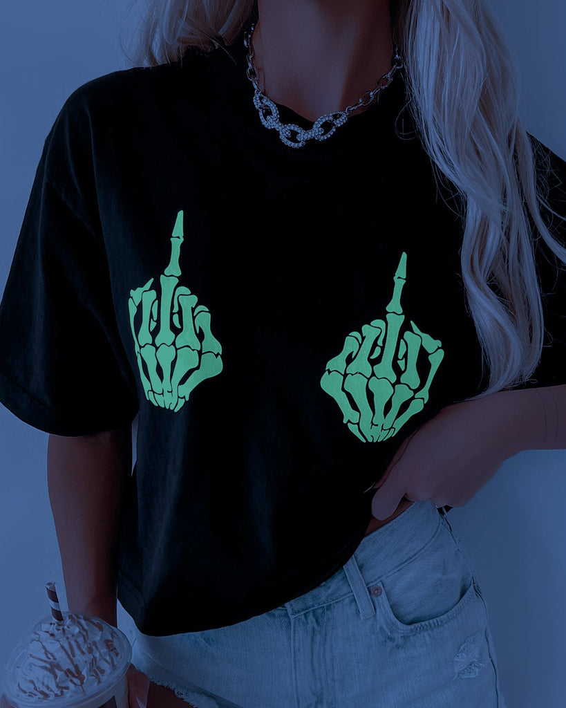 “Middle Fingers Up” Fluorescent Graphic Casual T-shirt