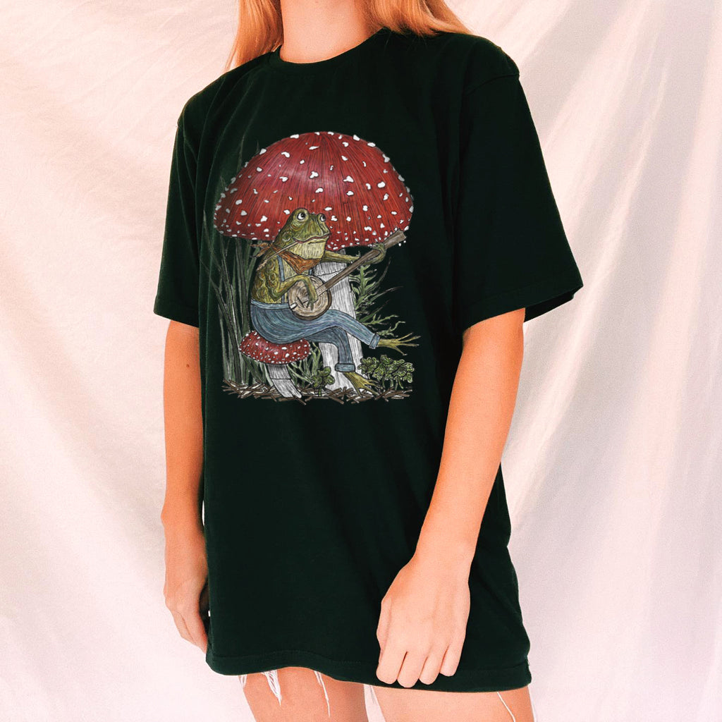 Classic Playing A Banjo Frog Printed Casual Oversized T-Shirt